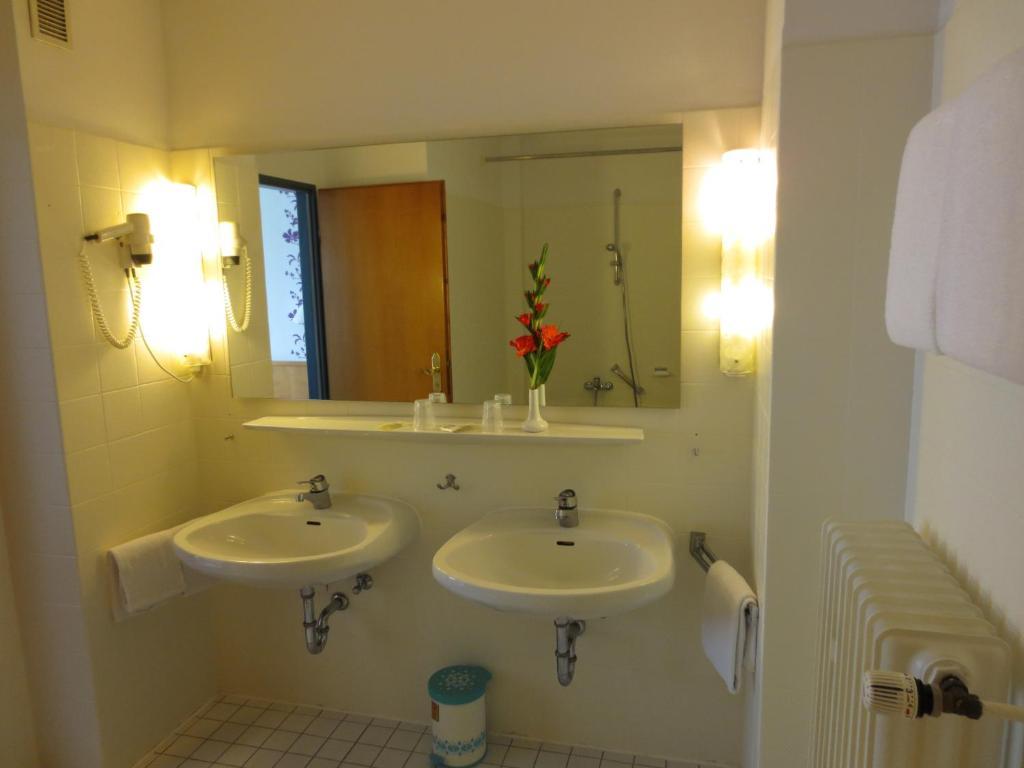 Hotel Krone Traisen Oda fotoğraf